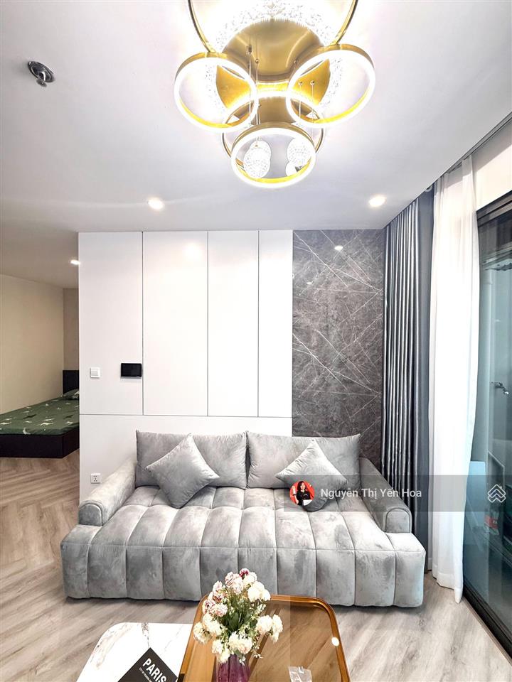 Cần tiền bán gấp căn 1n+ 48m, giảm giá 200tr tòa s1.06 full nội thất luxuty ,view đẹp tại vin1