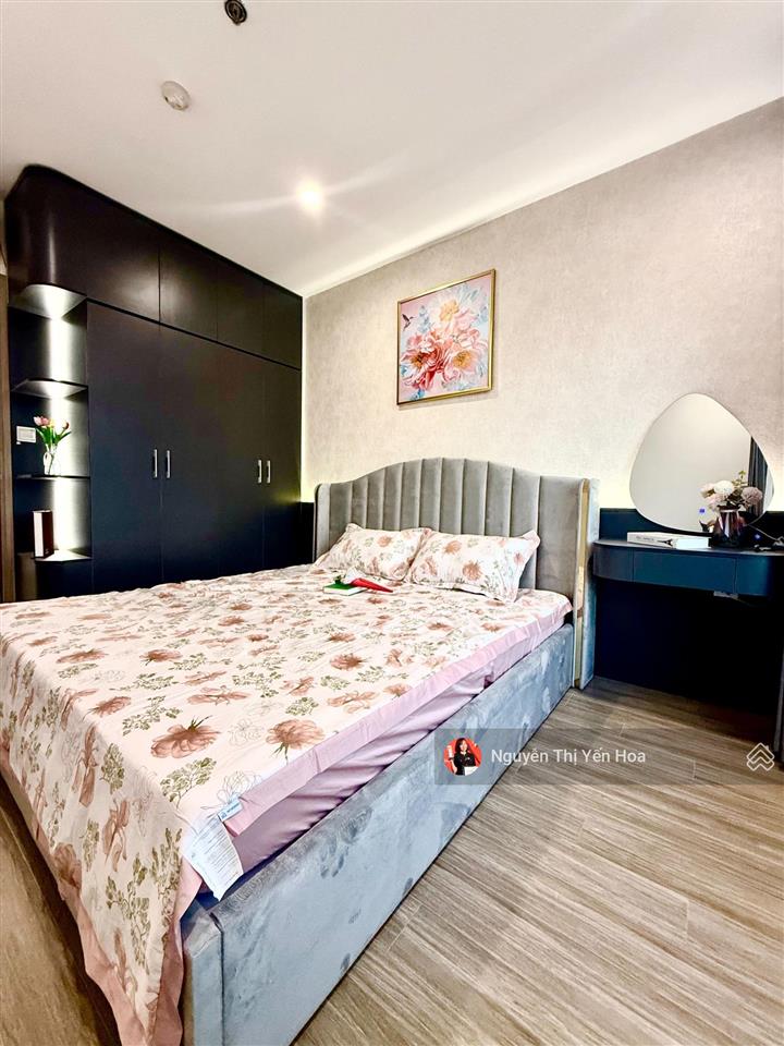 Cần tiền bán gấp căn 1n+ 48m, giảm giá 200tr tòa s1.06 full nội thất luxuty ,view đẹp tại vin1