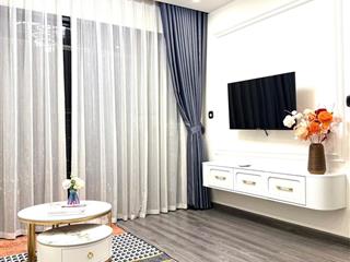 Chính chủ bán căn hộ 2pn 2w tòa r1.03  full nội thất, sẵn sổ  chỉ 4.9 tỷ