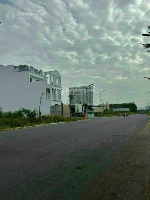Chính chủ bán nền biệt thự làng sỹ quan thái sơn 1, bộ quốc phòng dt 250m2, đường 12m, giá 68tr/m2