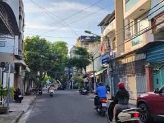 Bán nhà đường âu cơ  khu bàn cờ nha trang, 200m2 mặt tiền 10.9m rất đẹp