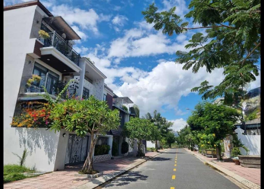 Bán đất biệt thự tại khu đô thị hà quang 2 gần sông, gần công viên mát mẻ, sản phẩm hiếm, giá tốt