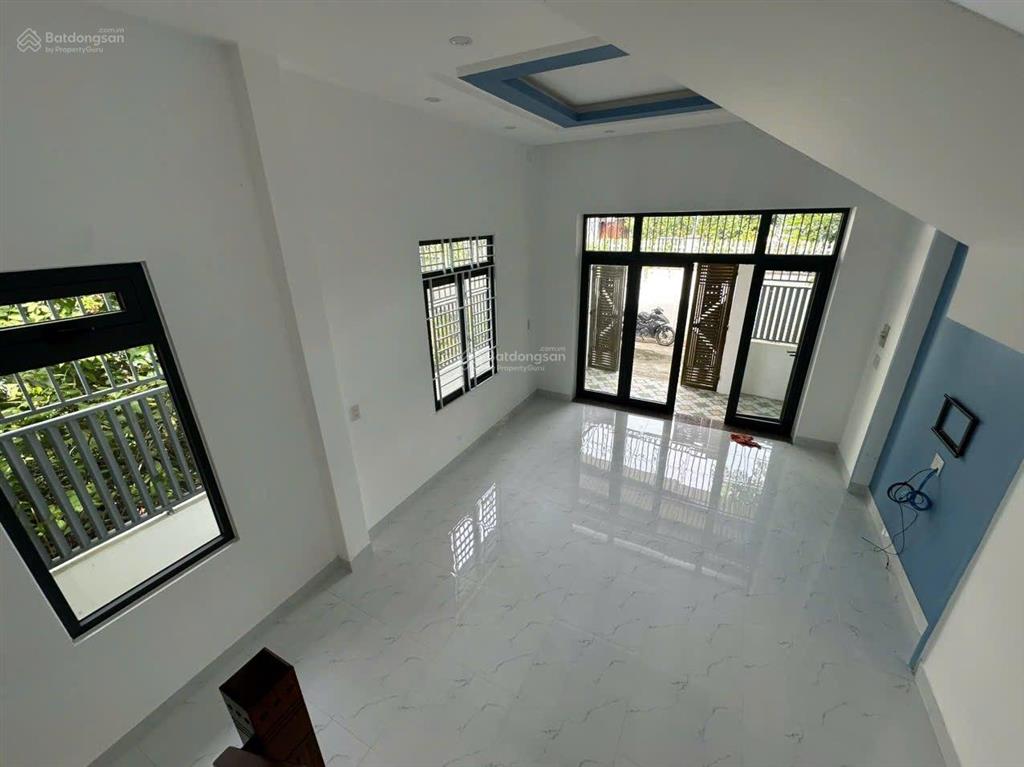 Bán nhà 2 tầng hẻm ô tô tại cầu dứa phú nông, sổ hồng hoàn công giá 3,750 tỉ