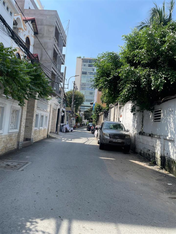 Bán nhà hẻm xe hơi nguyễn gia trí  xd 1 hầm 7 tầng  ngang gần 6m  80m  phù hợp làm chdv, vp