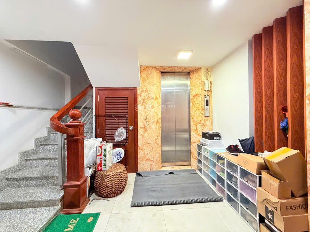 Bán nhà 6 tầng hxh  ngang 9m  có thang máy  phù hợp làm chdv  dòng tiền 100tr/tháng