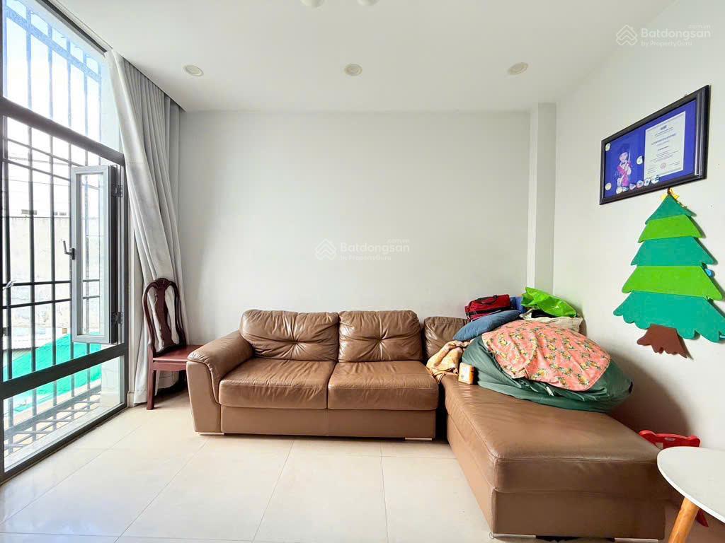 Bán nhà 6 tầng hxh  ngang 9m  có thang máy  phù hợp làm chdv  dòng tiền 100tr/tháng