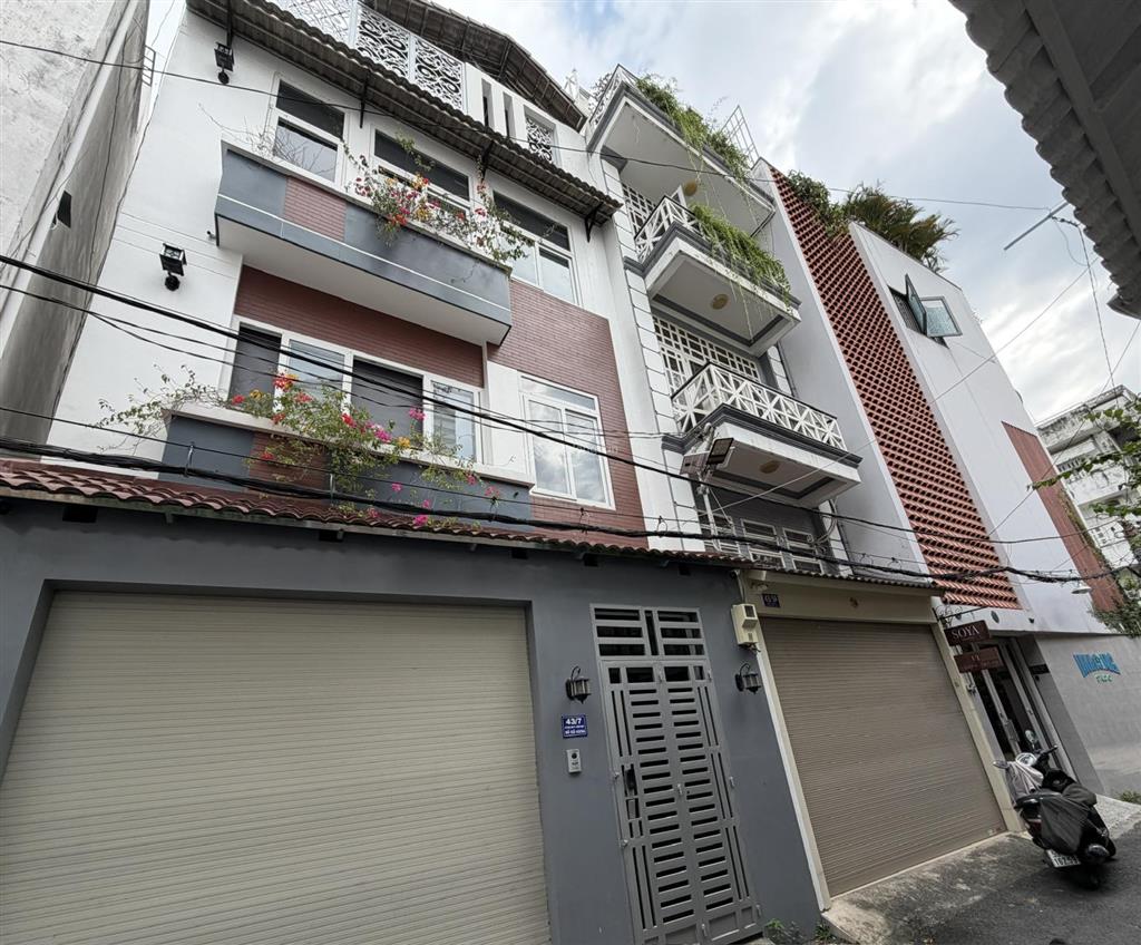 Bán nhà 6 tầng hxh  ngang 9m  có thang máy  phù hợp làm chdv  dòng tiền 100tr/tháng