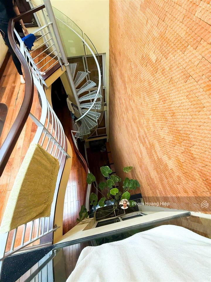 (siêu phẩm)mạc thái tổ  105m2  mặt tiền 5m  nhỉnh 33 tỷ phân lô ô tô tránh ô tô nằm nhà