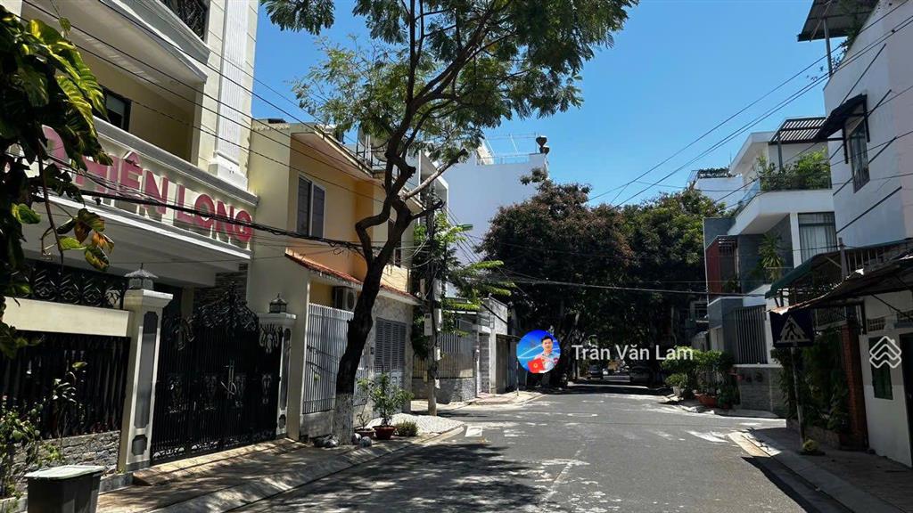 Lô đất đẹp, mặt tiền lê văn huân cách bãi tắm biển 300m (dt 165,8m2 giá 11,5tỷ)