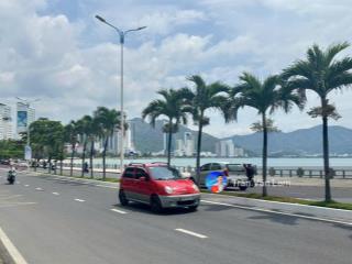 Lô đất mặt tiền phạm văn đồng  nhìn trực diện biển hòn chồng  dòng tiền ổn định 45 triệu/tháng
