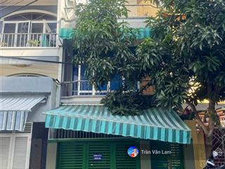 Bán nhà 2 tầng  mặt đường hoàng văn thụ  trung tâm nha trang