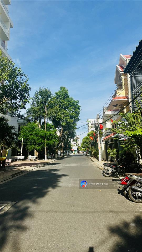 Bán lô đất vị trí vàng  mặt tiền phạm ngọc thạch  vỉa hè rộng 8m cách biển 200m