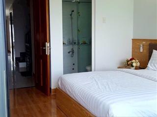 Bán khách sạn 2 mặt tiền 7 tầng sát biển nha trang  dòng tiền 60 tr/tháng