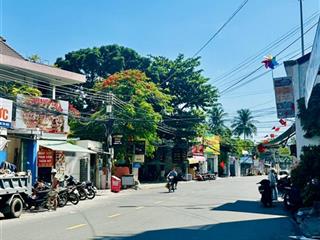 Bán lô đất xây khách sạn sát đặng tất, cách biển chỉ 200m