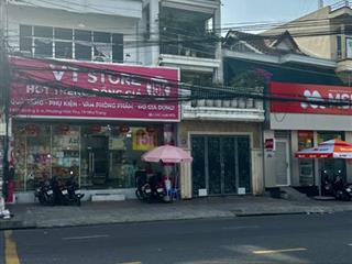 Nhà 3 tầng  mặt tiền kinh doanh đường 2/4  ngang 7,42m  dòng tiền 28tr/tháng