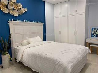 Cần bán gấp căn hộ cộng hòa garden 77m2, để lại full nội thất giá 3 tỷ.  0964 998 ***