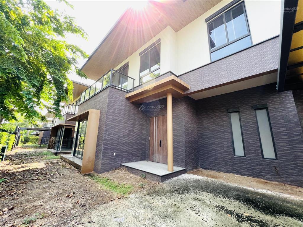 Biệt thự đơn lập khu đô thị waterpoint ven kênh đào mát mẻ