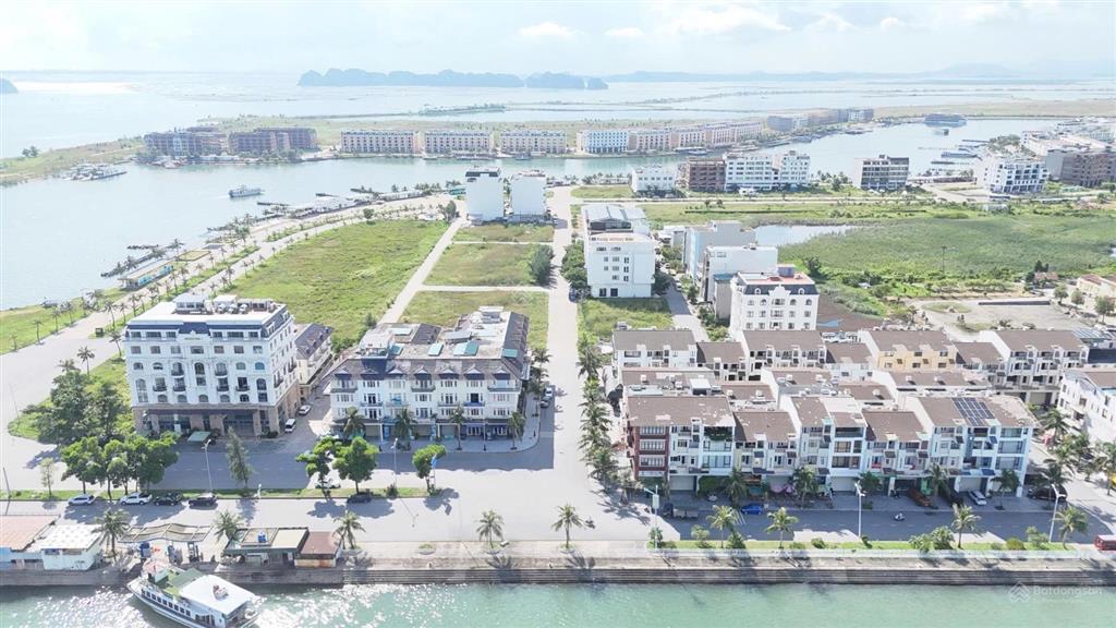 Nhà phố mặt âu tầu 1 tuần châu giá tốt