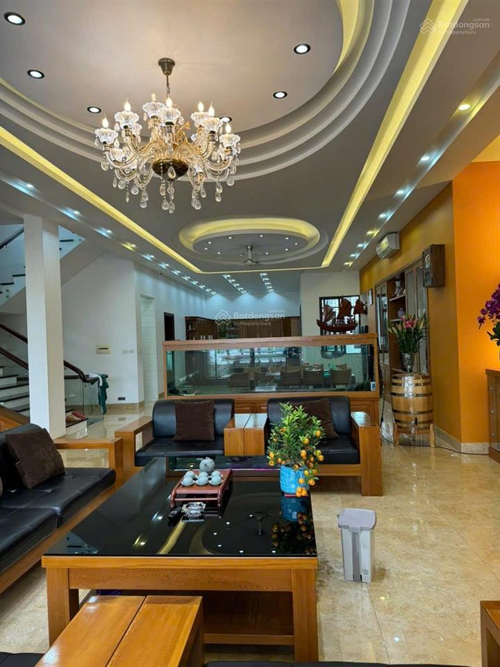 Bán đất, tặng ngay căn biệt thự đường bao biển hạ long, bãi tắm hòn gai. chủ thiện chí bán ạ