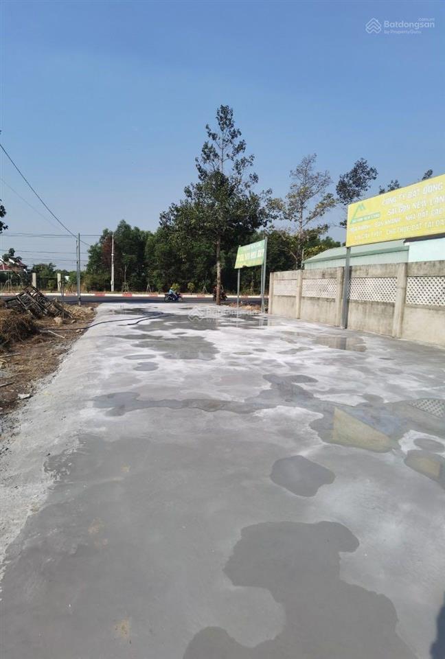Cho thuê đất mặt tiền đường nguyễn hữu cảnh, nhơn trạch, dt 1000m2, giá chỉ 20 triệu,full thổ cư