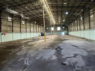 Cho thuê 1000m2 giá 45 triệu/tháng