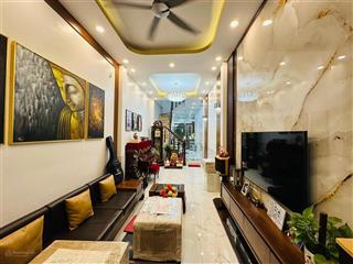 Bán nhà đẹp phố khương đình thanh xuân ôtô đỗ cửa nội thất hoàn hảo từng centimet 60m giá 12.6 tỷ.