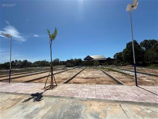 2 lô đất diện tích hơn 200m2 full thổ cư tại gần biển triệu lăng, gần trục đường lớn giá 765tr