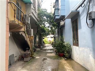 Chính chủ cần bán đất phạm văn đồng, cổ nhuế, dt 123m2. mt 9m ô tô vào nhà. giá 21 tỷ