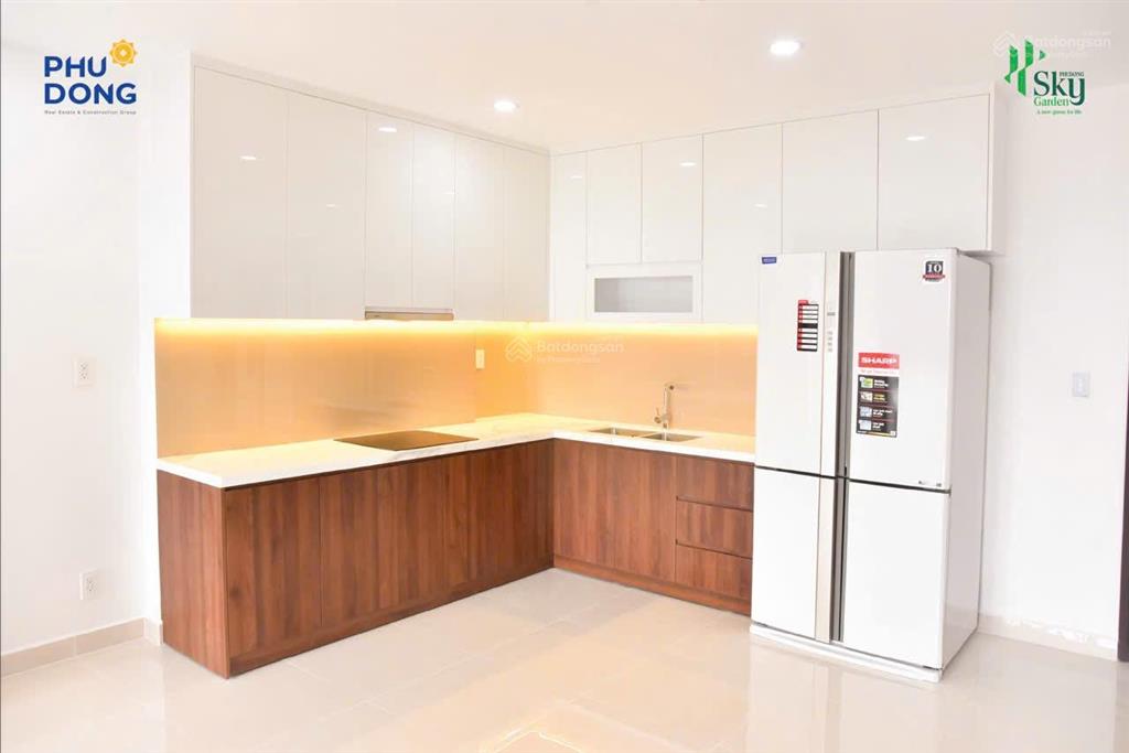 Chính chủ dư căn hộ 3.080 tỷ 2pn góc 2 view đẹp nhà mới nhận nhà phú đông sky garden