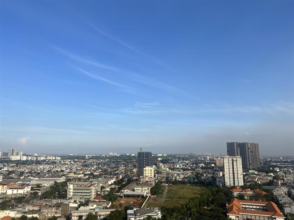 Duy nhất 1 căn góc 72.9m2 view đông nam, mã 09 bán gấp 3 tỷ 500 phú đông sky garden,  0938 895 ***