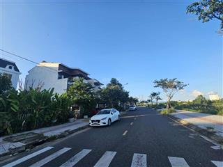 Bán cặp đất biệt thự đường nguyễn đình thi, hoà xuân, view sông