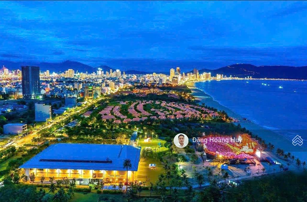 Bán lô góc 3 mặt tiền đất tmdv đường trường sa (ngang 62m)  xây 28 tầng