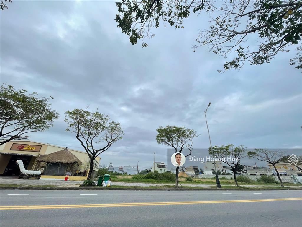 Bán gần 1000m2 đất tmdv đường trường sa, gần bãi tắm tân trà