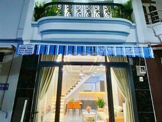 Nhà hẻm xe hơi 7 chỗ  2 tầng  nhà mới  tặng nội thất  gần siêu thị  sân bay  công viên