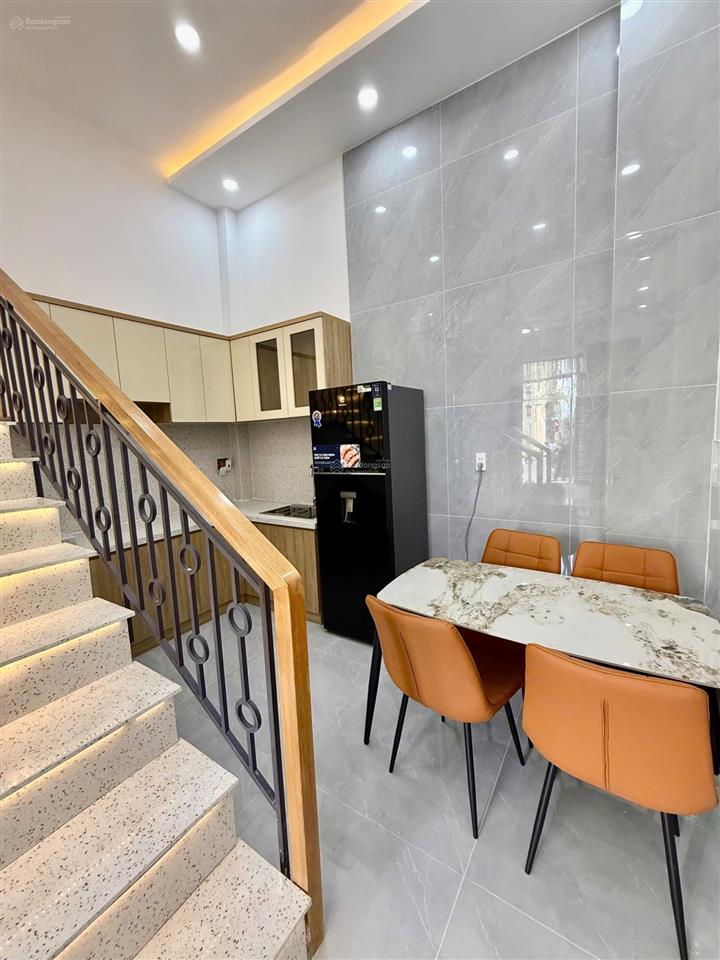 Nhà rẻ ngang rộng  trần cao  mới tặng nội thất  hẻm thoáng đường số 51  phạm văn chiêu 3,850tỷ