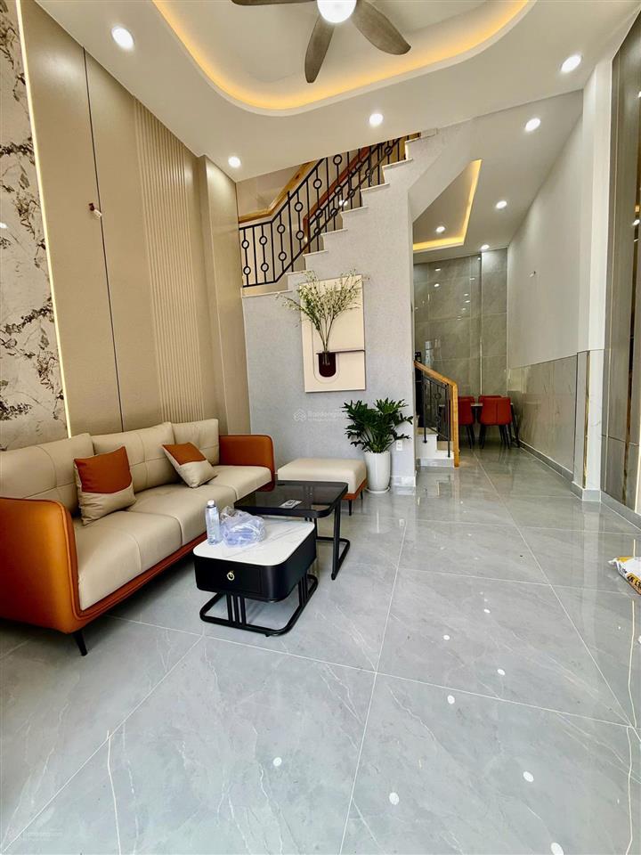 Nhà rẻ ngang rộng  trần cao  mới tặng nội thất  hẻm thoáng đường số 51  phạm văn chiêu 3,850tỷ