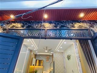Nhà đẹp ngang 4m cạnh phú nhuận bình thạnh3 không gian ngủ đường quang trung