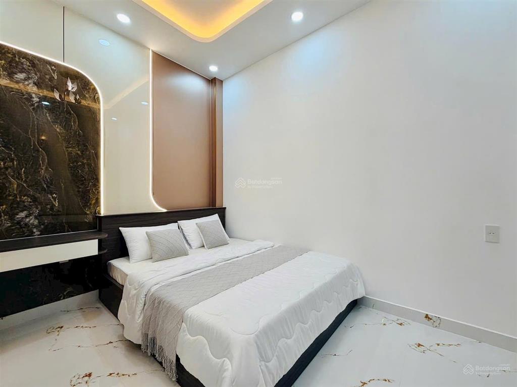 5 phòng ngủ  hẻm ô tô  nhà mới đón tết  3 tầng  đường nguyễn văn khối  tặng nội thất