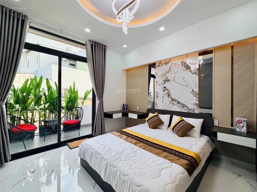 5 phòng ngủ  hẻm ô tô  nhà mới đón tết  3 tầng  đường nguyễn văn khối  tặng nội thất