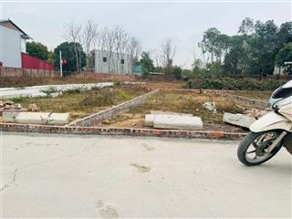 Bấn 91m đất bìa làng đông sơn quang tiến đường 8m ngõ thông full ở