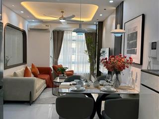 Bán căn hộ chung cư khu sky garden 3, giá 6,120 tỷ, 70.12 m2, q7, hcm