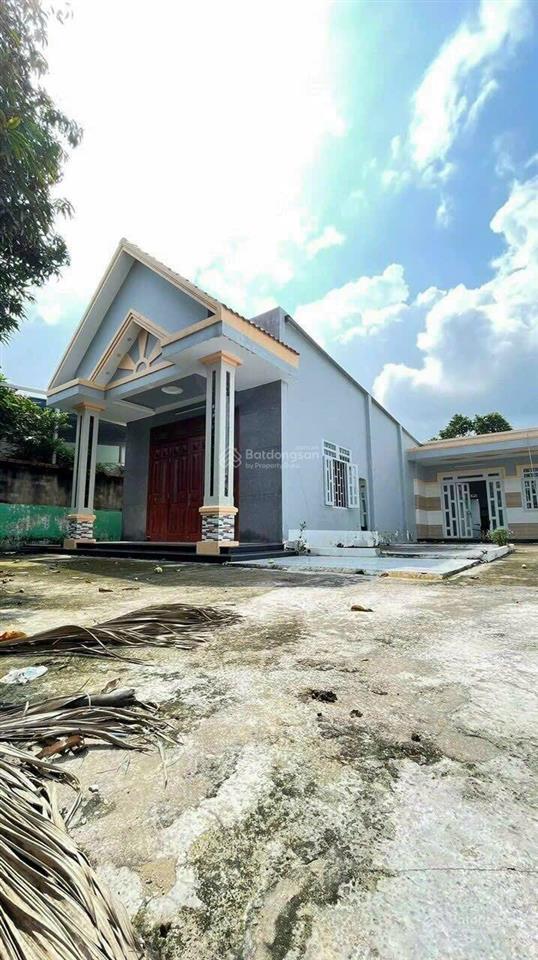 Bán nhà cấp 4 mặt đường nhựa sau chợ xuân thới thượng tổng diện tích đất 610m2, giá 15tỷ8