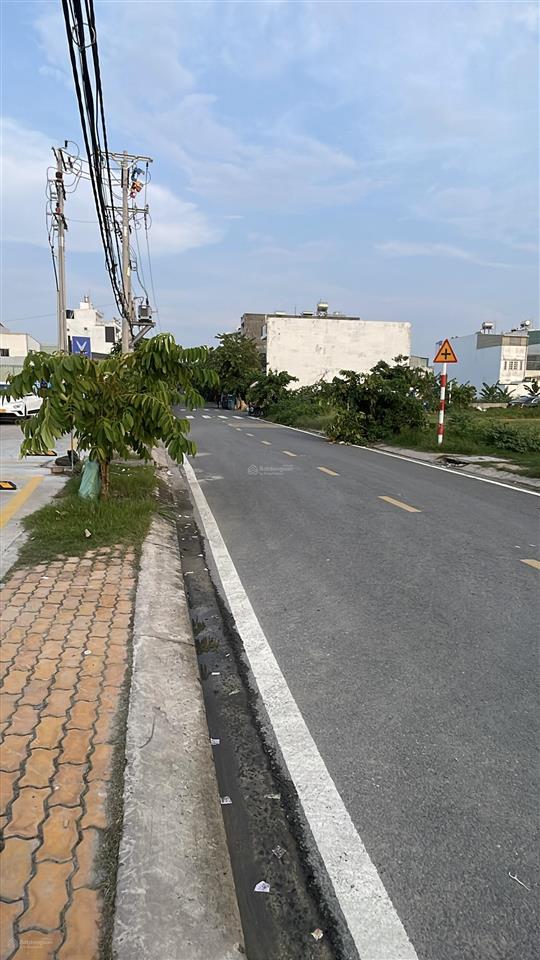 Bán lô đất 5x24m giá 5tỷ7 tân xuân ấp mới 1 tô ký vào 200m đối diện trạm sạc