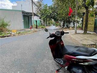 Bán lỗ lô góc khu dân cư tân tiến kênh tham lương q12 giá 6ty