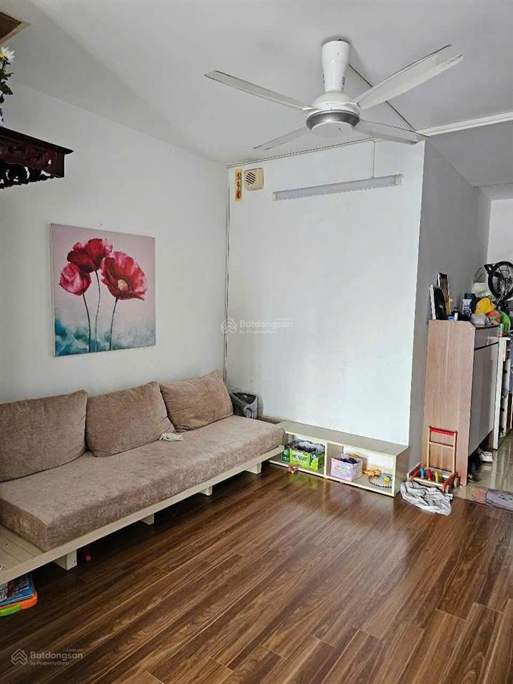 Duy nhất! chính chủ bán gấp căn góc 2pn, 2vs, 65m2 giá 4,x tỷ tòa sdu 143 trần phú, hà đông. sổ đỏ