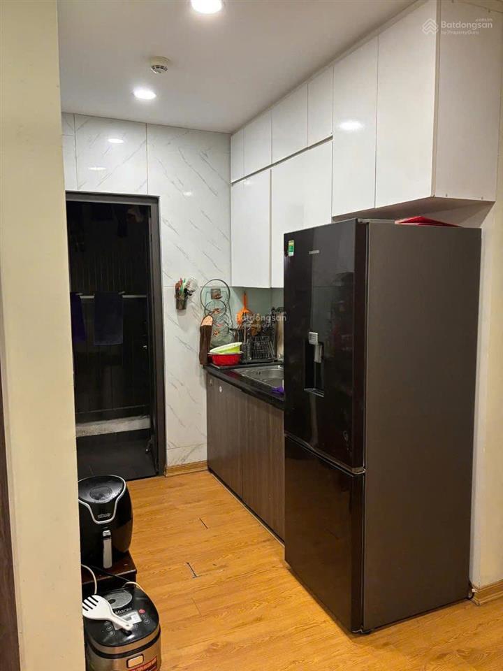 Chính chủ bán gấp 2pn, 50m2 giá nhỉnh 3,5 tỷ full nội thất cc hh2g xuân mai complex, hà đông. sổ đỏ