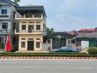 Tôi là chính chủ chuyển đổi chỗ ở nên cần bán nhà đất rộng 250m2 tại thị trấn vĩnh tường, vĩnh phúc