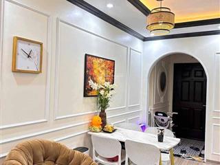 Nhỉnh 3 tỷ. căn góc 2pn  2wc đẹp như hoa hậu tại the golden an khánh.