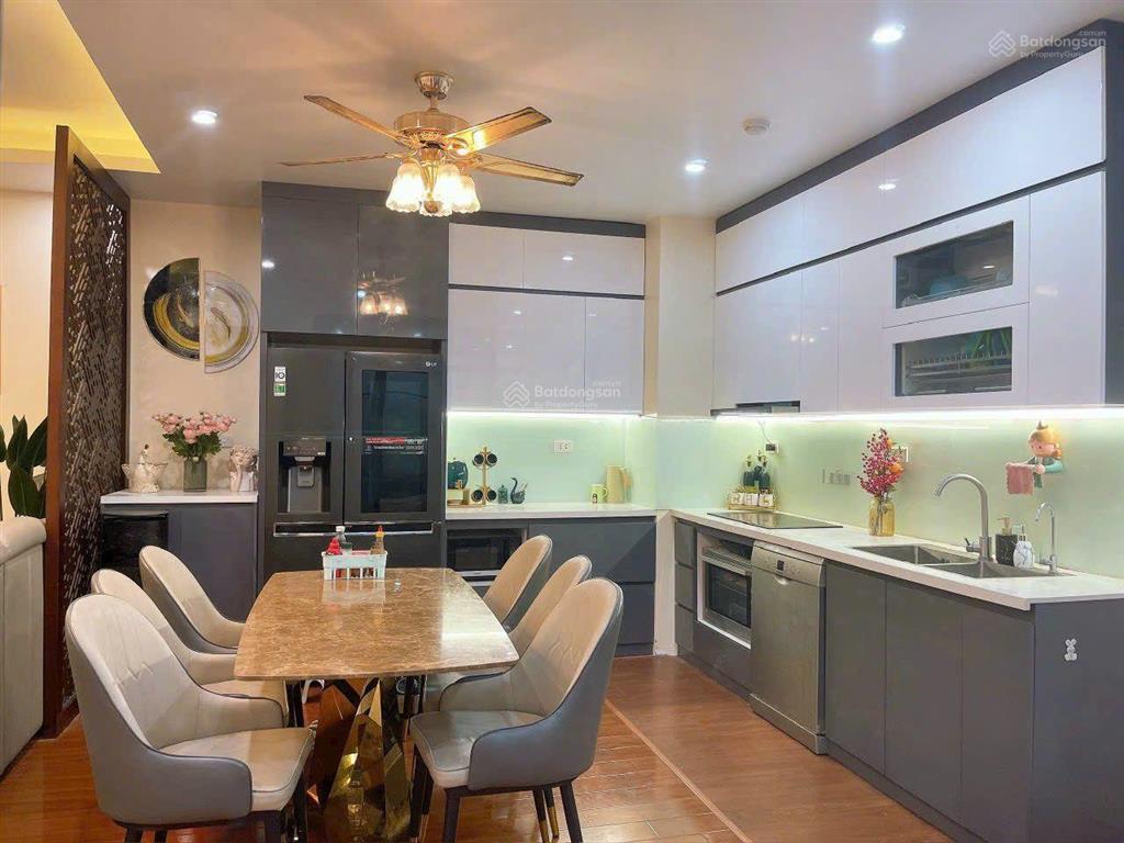 Bán căn hộ 3pn 102m2 siêu đẹp tại ct2 kđt văn khê, hà đông.