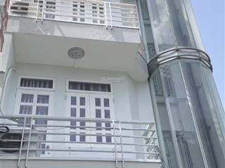 Bán khách sạn kim ngân 1 trệt 5 lầu 243 lê hồng phong 190 m2